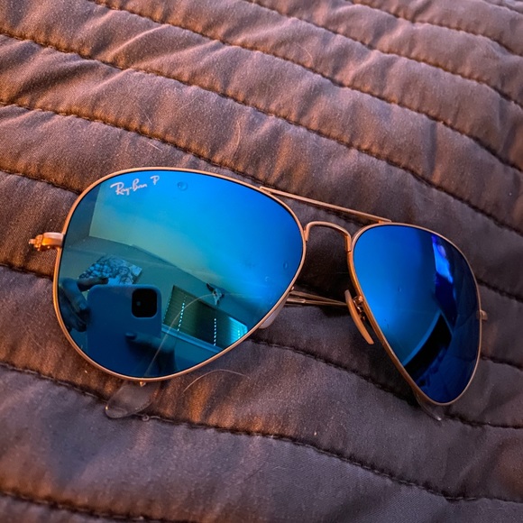 Sunglasses - Picture 2 of 4